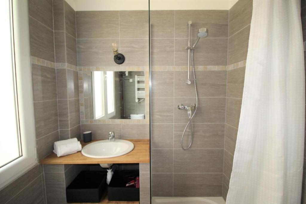 Nice Renting - Notre Dame - Cosy Loft Perfect View On The Roofs Εξωτερικό φωτογραφία